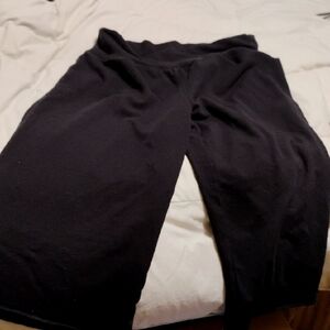 Arizona Jean Company Black Shorts Comfortable and Stylish Sweat Material.